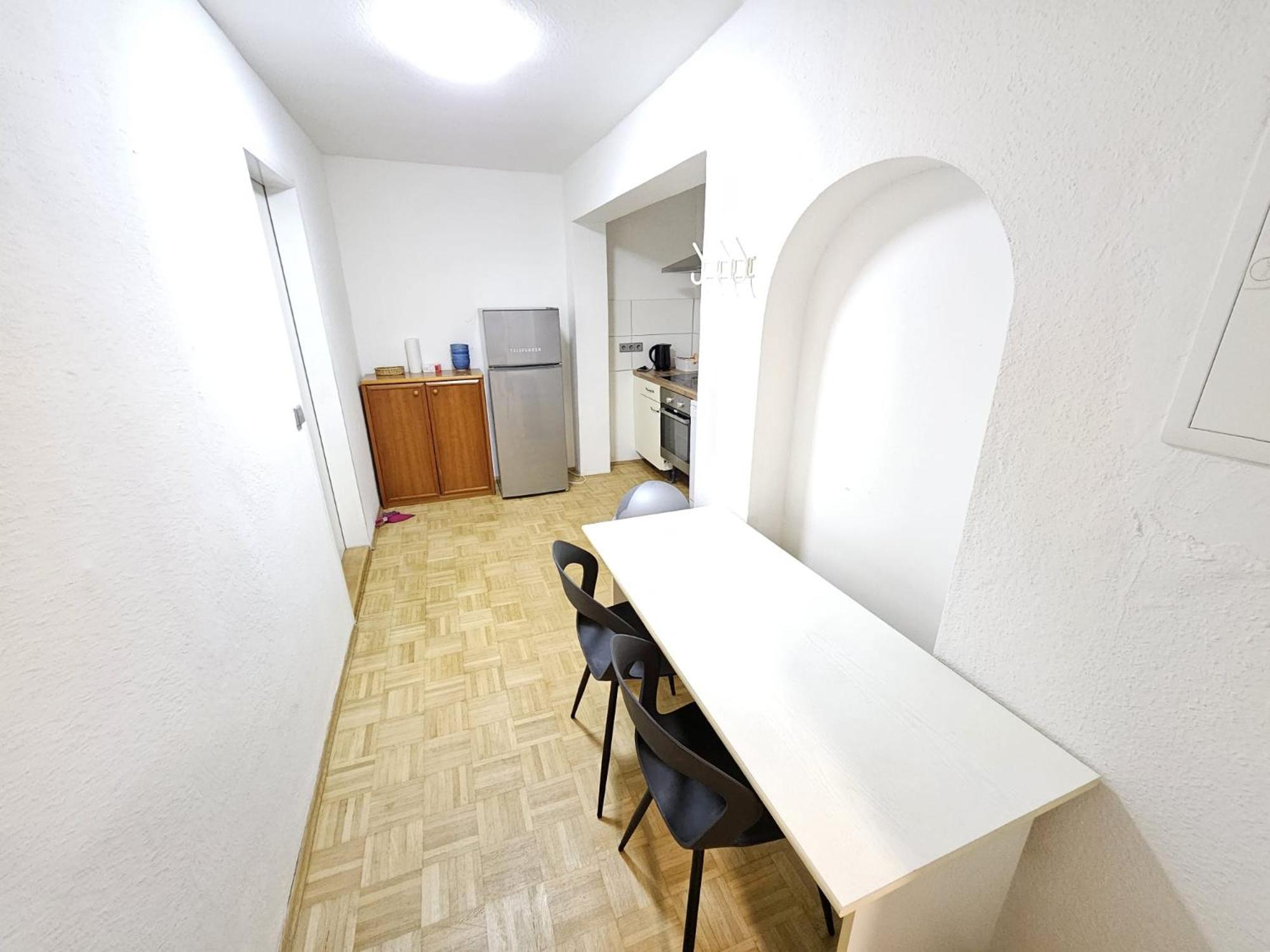 Homestay Wohnreich Mitte -1b- 2er Wg *